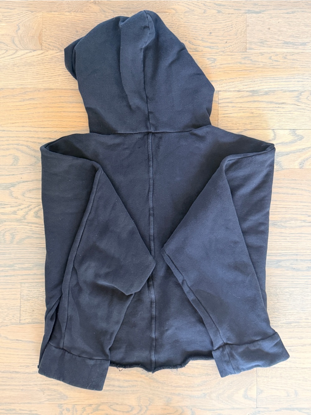 Joah Brown Women’s Cropped Sweatshirt - Picture 3 of 6